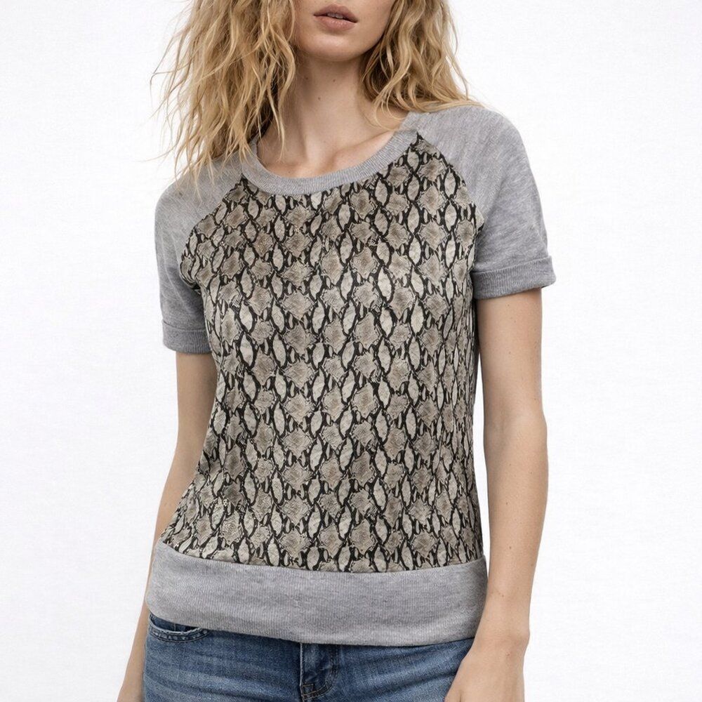 Storm Gray Snake Print Short Sleeve Sweater Knit Top Casual Womens Size 6 Women